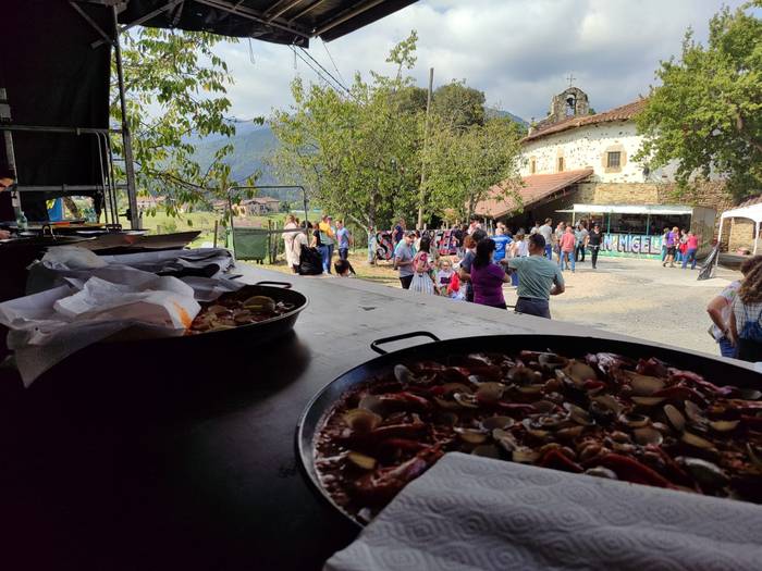 Berazako auzunea alaitu zute 4 1759396647167