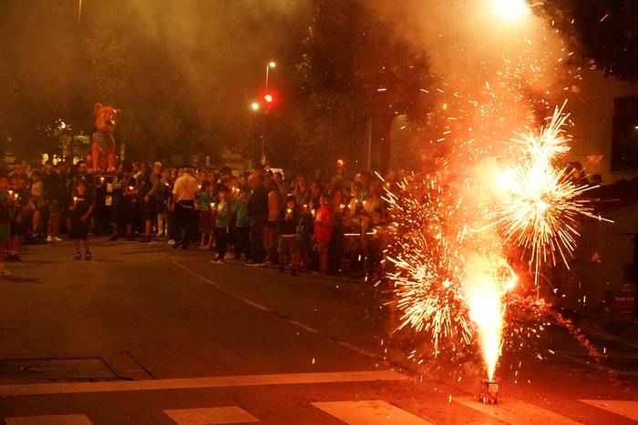 Piroteknia eta su artean agu 16 1756714104004