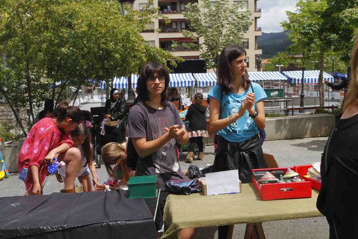 Errefuxiatuen aldeko elkarta 28 1495541543969