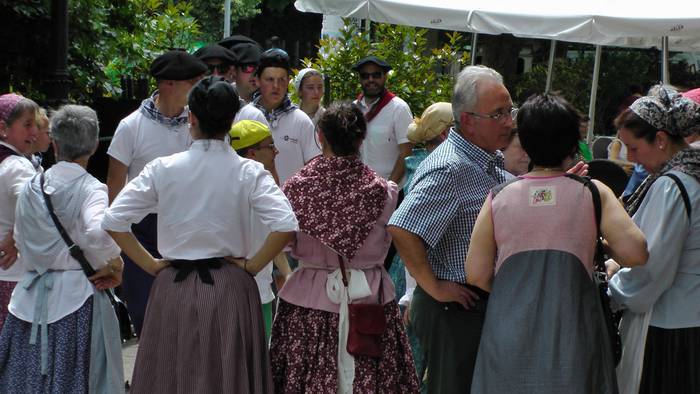 Dantza taldeak taldeak izan  65 1496052735375