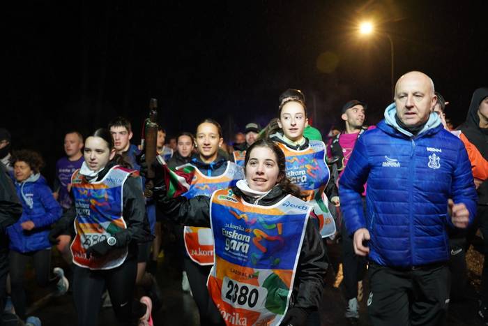 Aldarrikapenez eta pirotekni 69 1774615464837