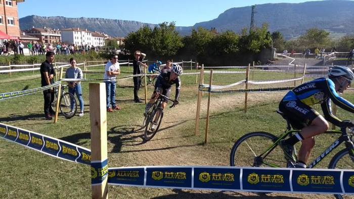 Eskualdeko txirrindulariak s 32 1507705978664