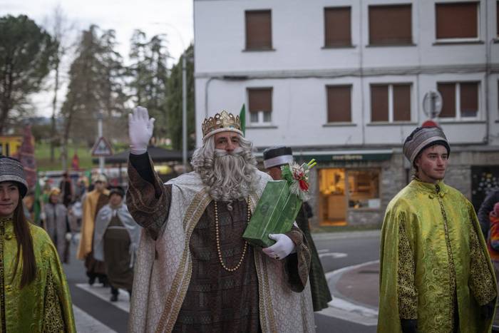 Hiru Errege Magoek ilusioz b 2 1767696883931