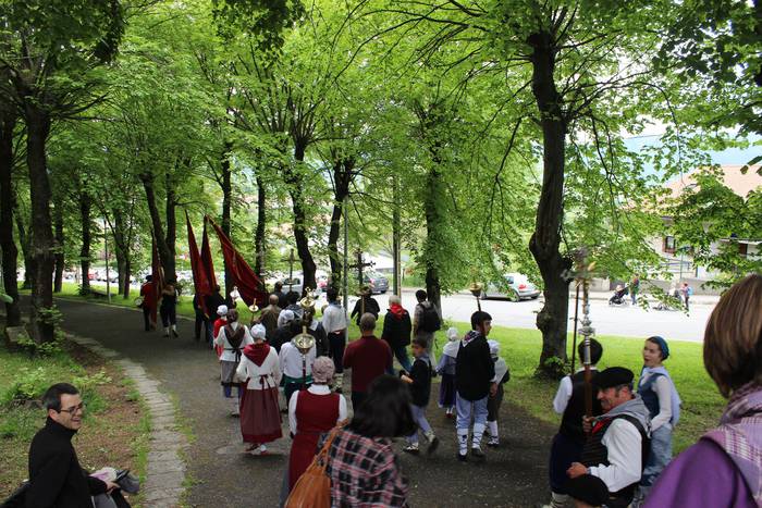 Une berezi ugari bizi izan z 56 1525935411706