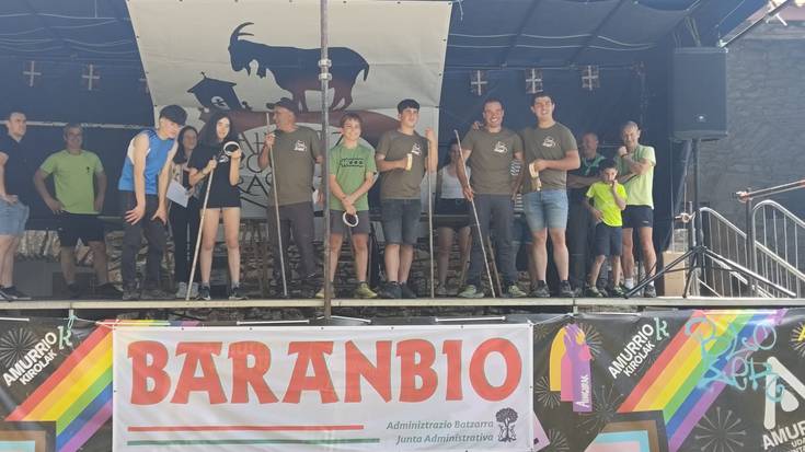 Giro herrikoian ospatu dute Ahuntz Eguna Baranbion