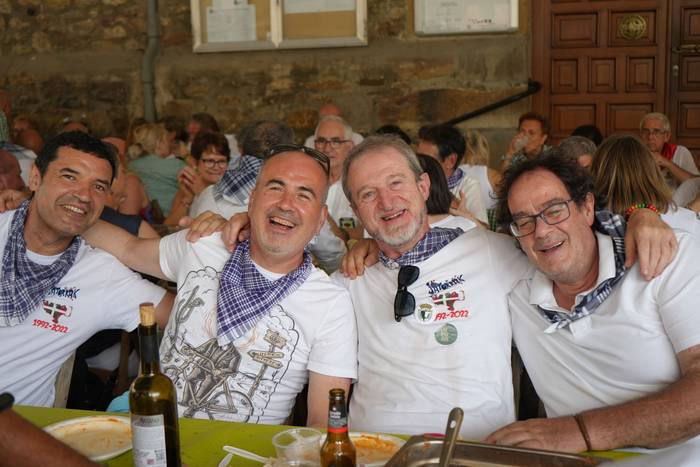 Nostalgia parrandarado erreg 8 1755423412503