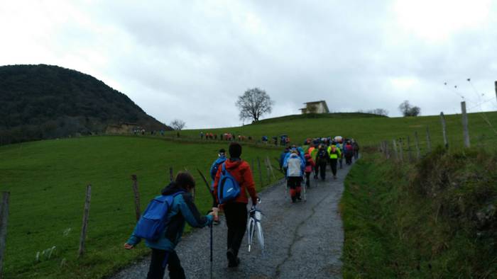 Mendizale ugari bildu zituen 50 1489054033937