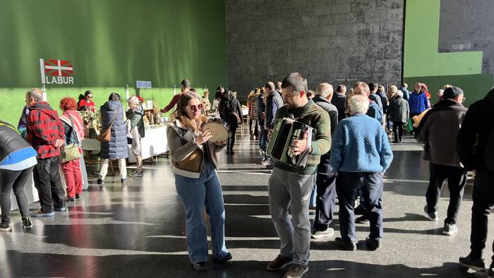 Santa Luzia azokak artisau e 1 1765791957354