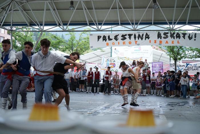 Flan-xurga lehiaketak gatza  9 1756312759398