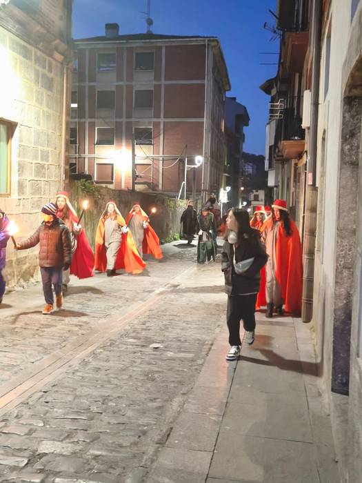 Hiru Errege Magoek ilusioz b 56 1767728440567