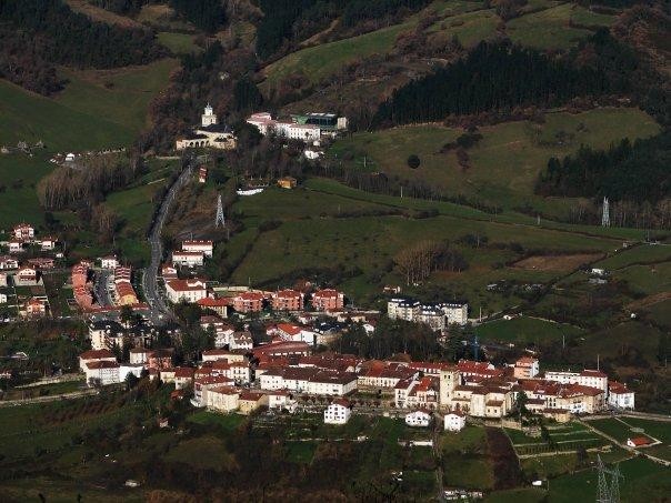 Udaleko taldeek trafikoaren ordenantza adostu dute