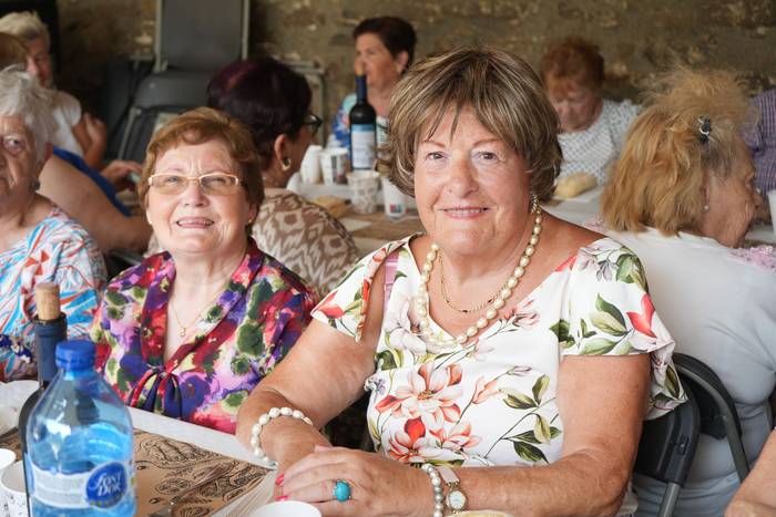 Atzoko gazteen bazkariak ehu 26 1755463286860