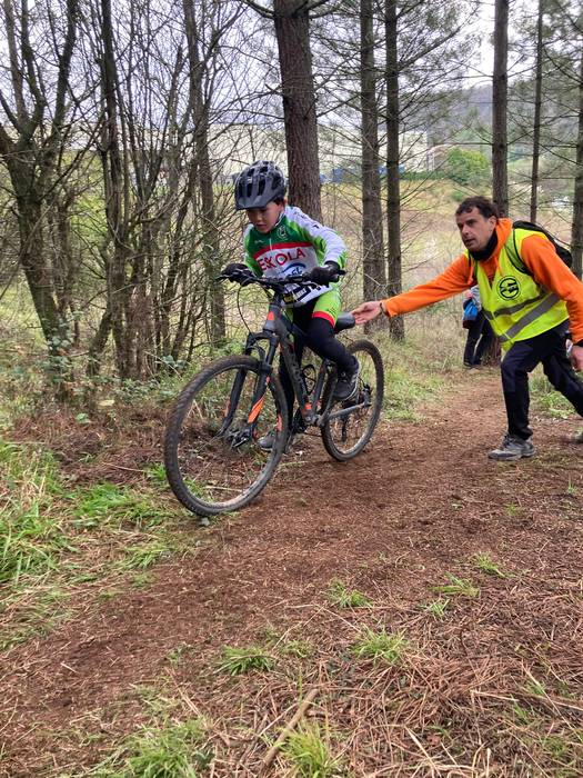 140 umek parte hartu zuten a 16 1772319169477