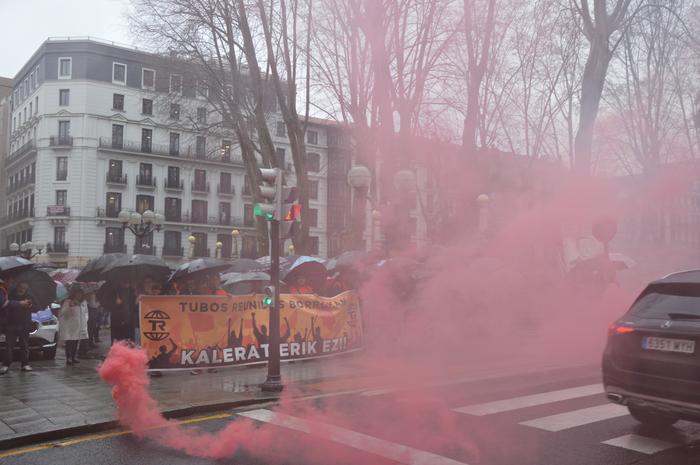 Tubos Reunidoseko langileek  5 1772795005218