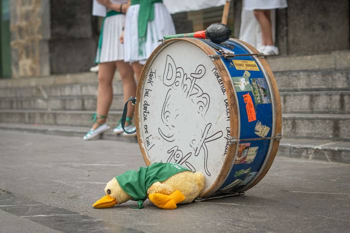 Dantza Lagunak kuadrillaren  10 1776520604941