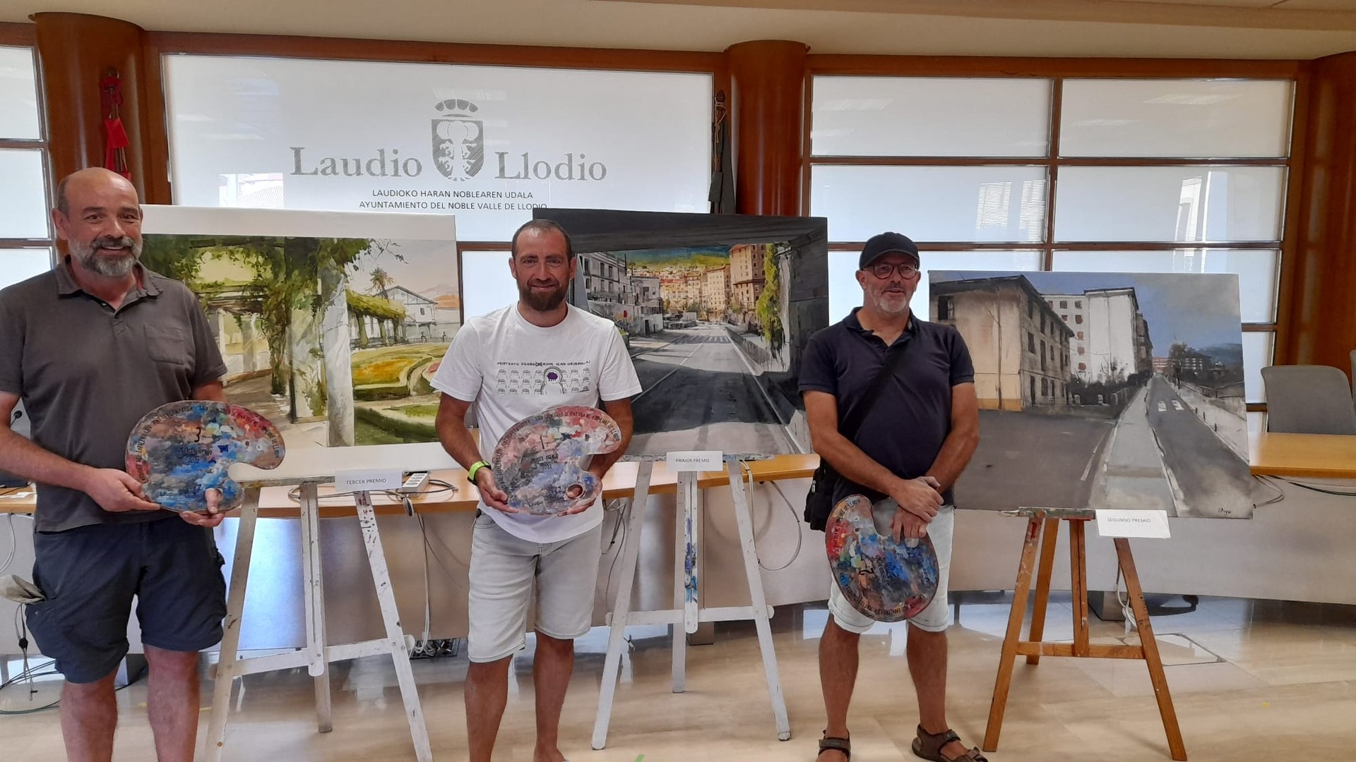 Laudioko Udalak Iker Mugarzari eman dio XXIV. Pintura Lehiaketako lehen saria
