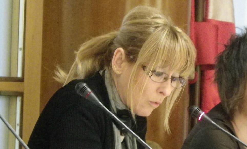 EAEtik kanpo ekoiztutako ardo  txuria Txakolin izendatzearen aurka azaldu da PSE