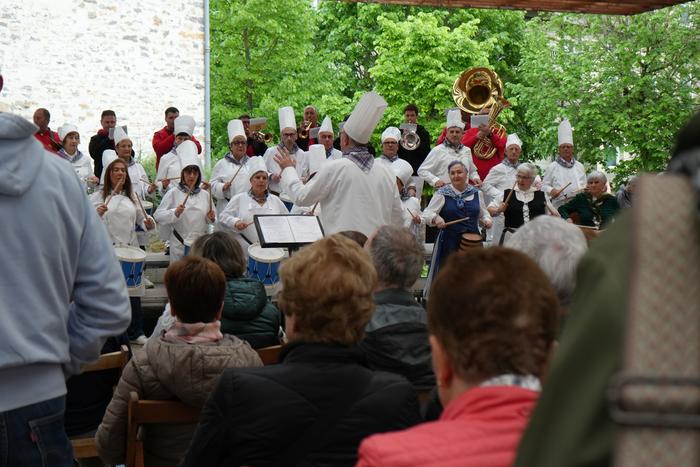 Danbor-hotsek eta barraskilo 16 1777364040346