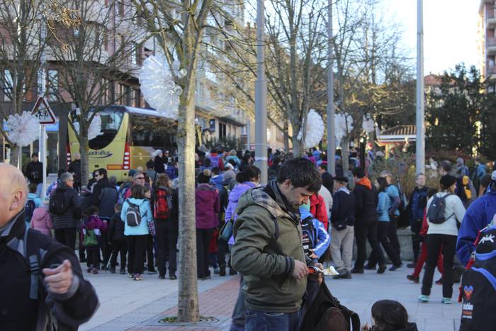 400 lagunen laguntzaz Babio  6 1514122669789