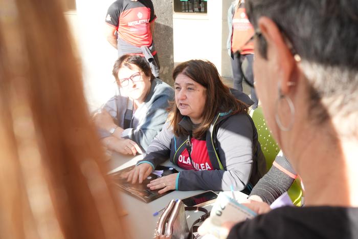 Ehunka lagunek parte hartu d 5 1774178855219