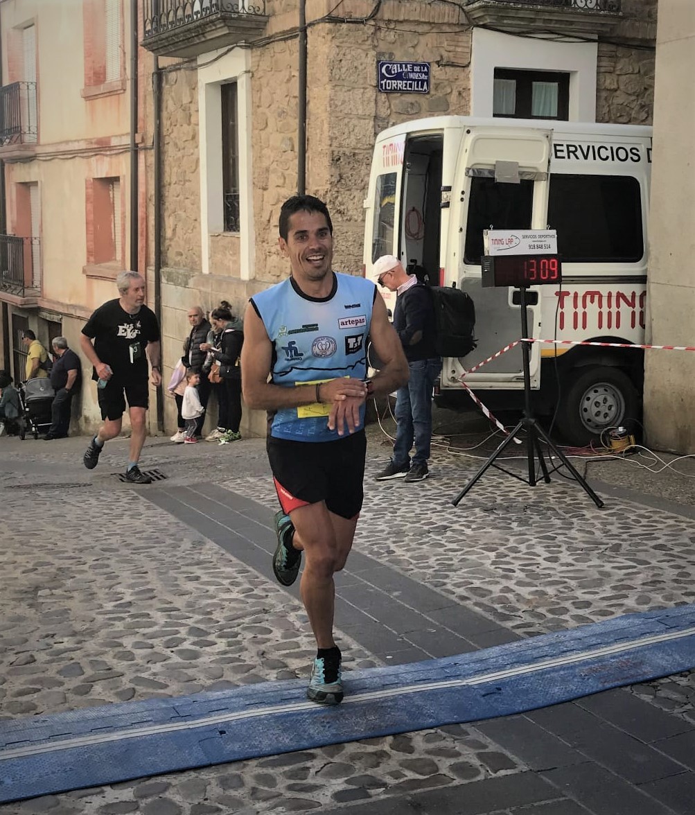 Podiumera igota itzuli da Jon Lozano Trail lasterketetara
