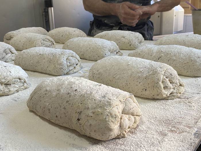 55 lagun bildu zituen bigarr 14 1763132241516