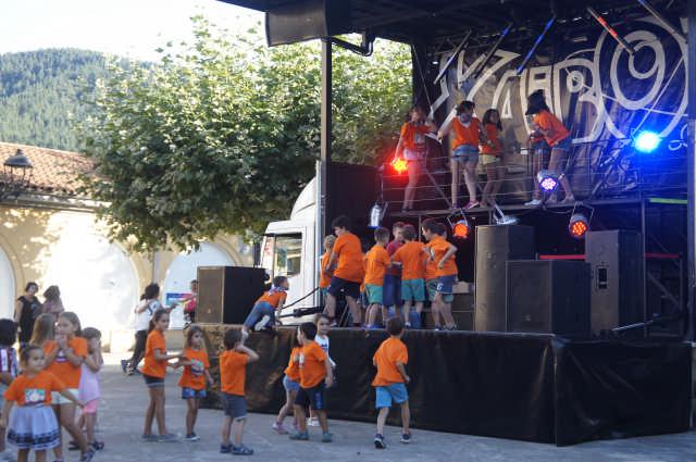 Herri  giroa nagusi andramar 54 1502723894260