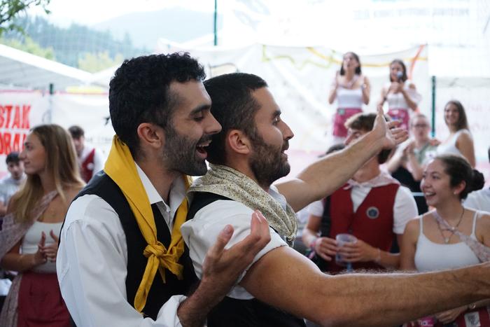 Flan-xurga lehiaketak gatza  35 1756313456522