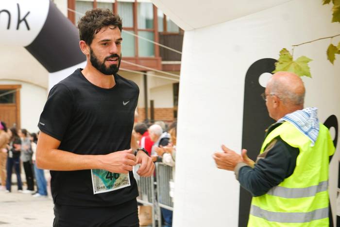 Hirurehundik gora korrikalar 37 1761471895611