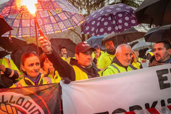 Maderas de Llodioko zuzendaritzak proposatutako akordioa ez da juridikoki bideragarria, Enpresa Batzordearen esanetan