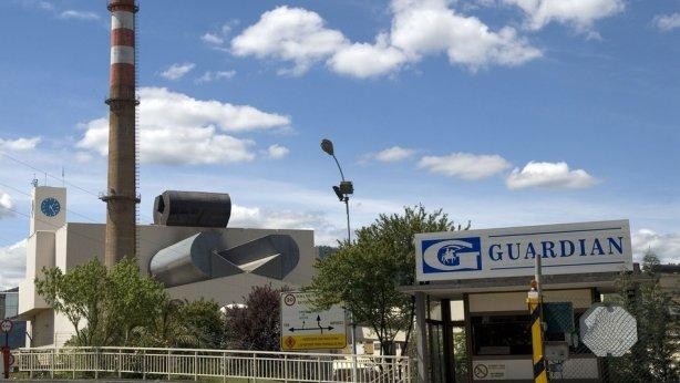 LAB-ek Guardian enpresa lan hitzarmenaren negoziaketan izaten ari den jarrera salatu du