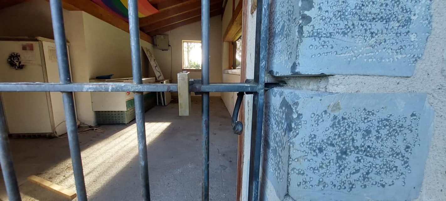 Lapurreta eta kalteak salatu ditu Llantenoko Jai Batzordeak