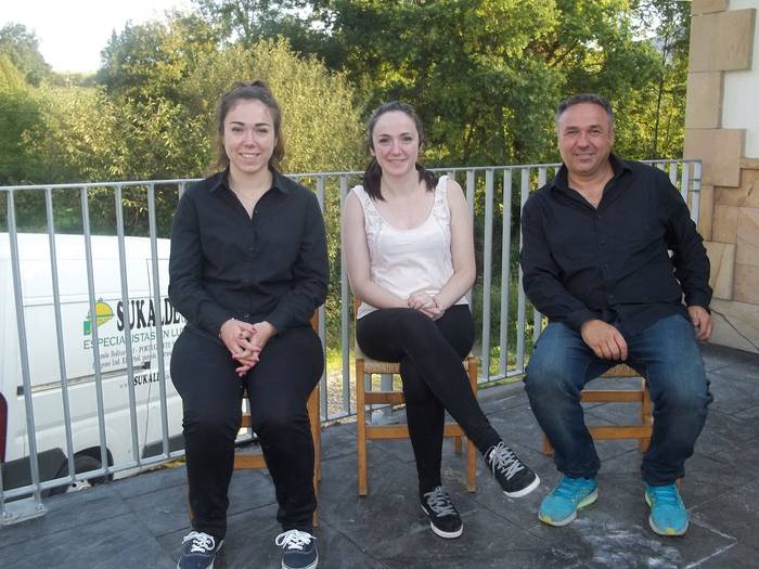 Auzokide ugarik hartu zuten  22 1506366344214