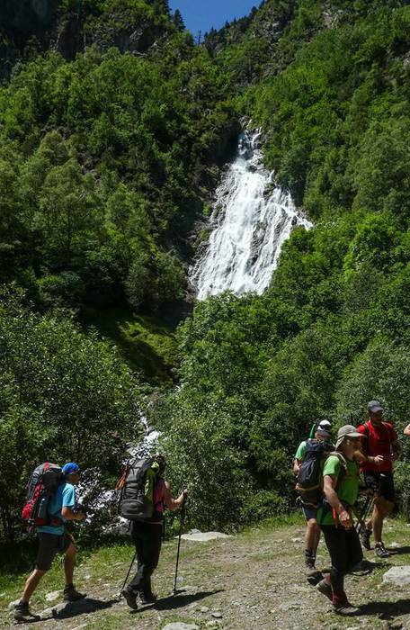 Piriniotan ibili dira Mendik 19 1500367662581