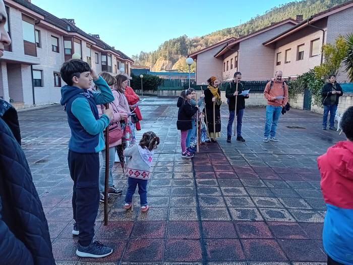 Agate Deunaren bezperak adin 14 1770290660346