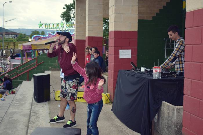 Eguraldi bikaina izan zuten  11 1493740033644