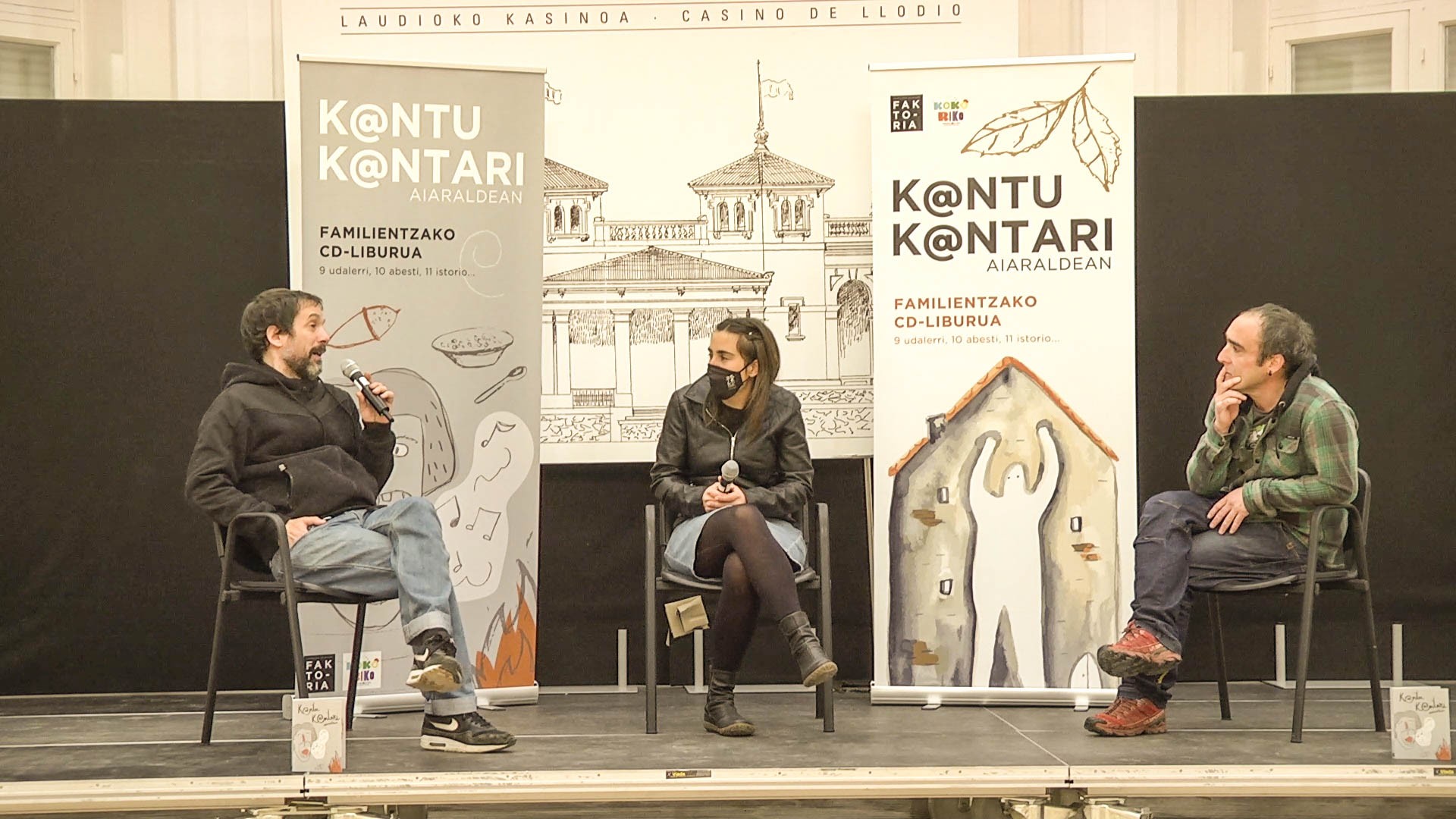 "K@ntu k@ntari Aiaraldean" disko-liburua, kalean