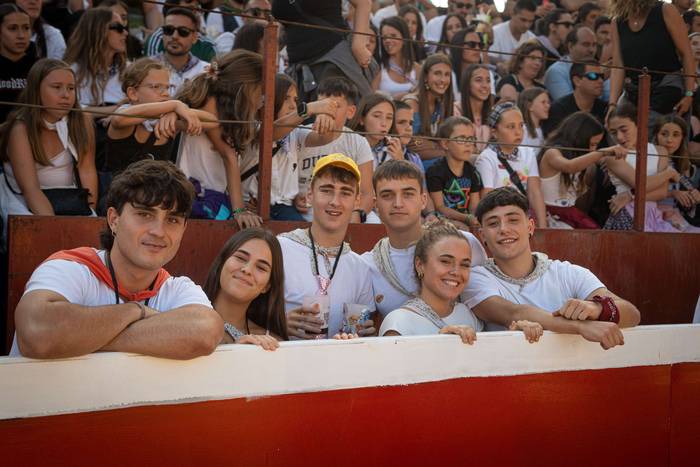 Zezen plaza lepo Muturreko H 5 1756414523141