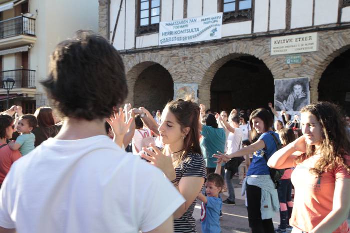 Herri galdeketan jai giroa n 15 1494236337184