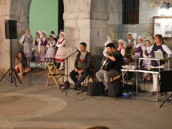 Euskal dantzen erakustaldia  53 1654901977516