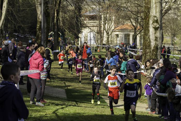 Umeek eta gurasoek bete zute 140 1519653503117