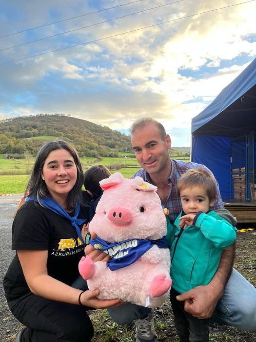 Herri giroan ospatu dituzte  20 1762718739271