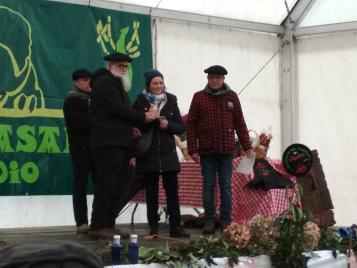 Baserria herrigunera jaitsi  6 1517785329728