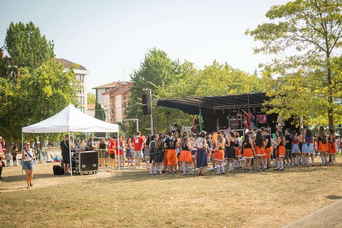 Kuadrillak protagonista Amur 102 1755188734092