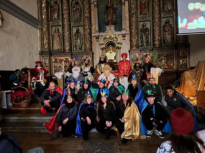 Hiru Errege Magoek ilusioz b 93 1767729399213