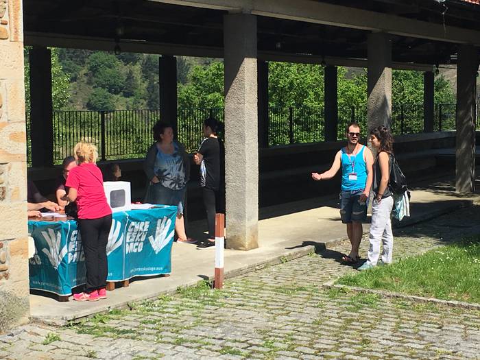 Arakaldoko herri kontsulta