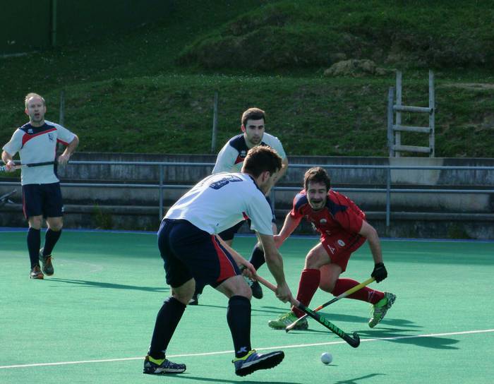 Ganbegi Hockey taldeak ez du 9 1489960347131