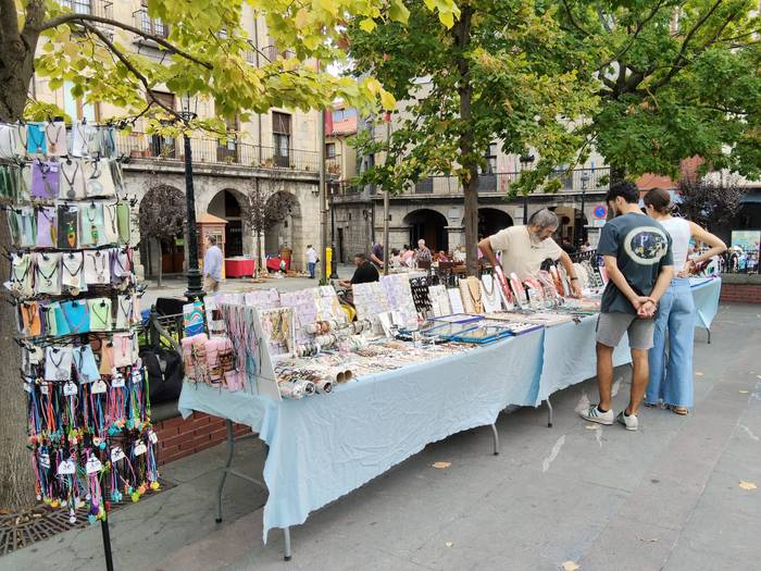 Antzinako objektuz eta bildu 33 1758390871928