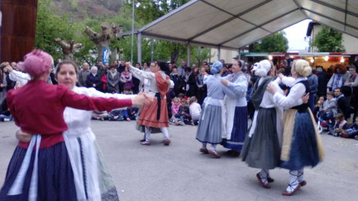 Dantza eta musika artean has 60 1524869151169