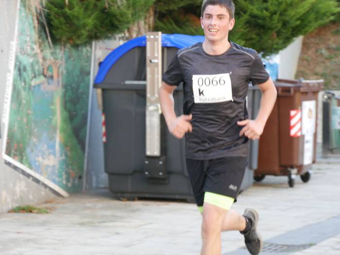 Haur zein helduek izan zuten 290 1538429209826